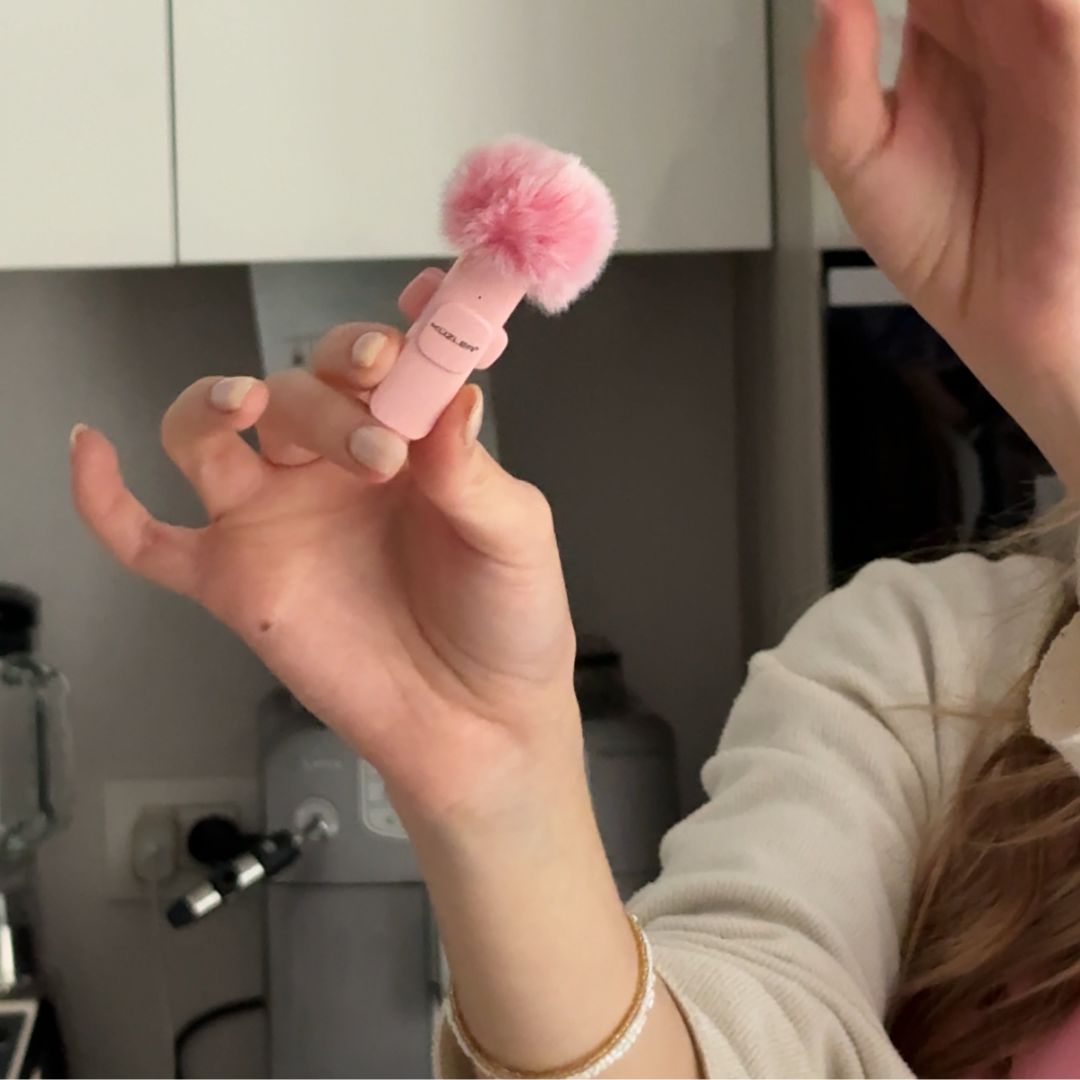 Trípode Viral + Micrófono Rosado