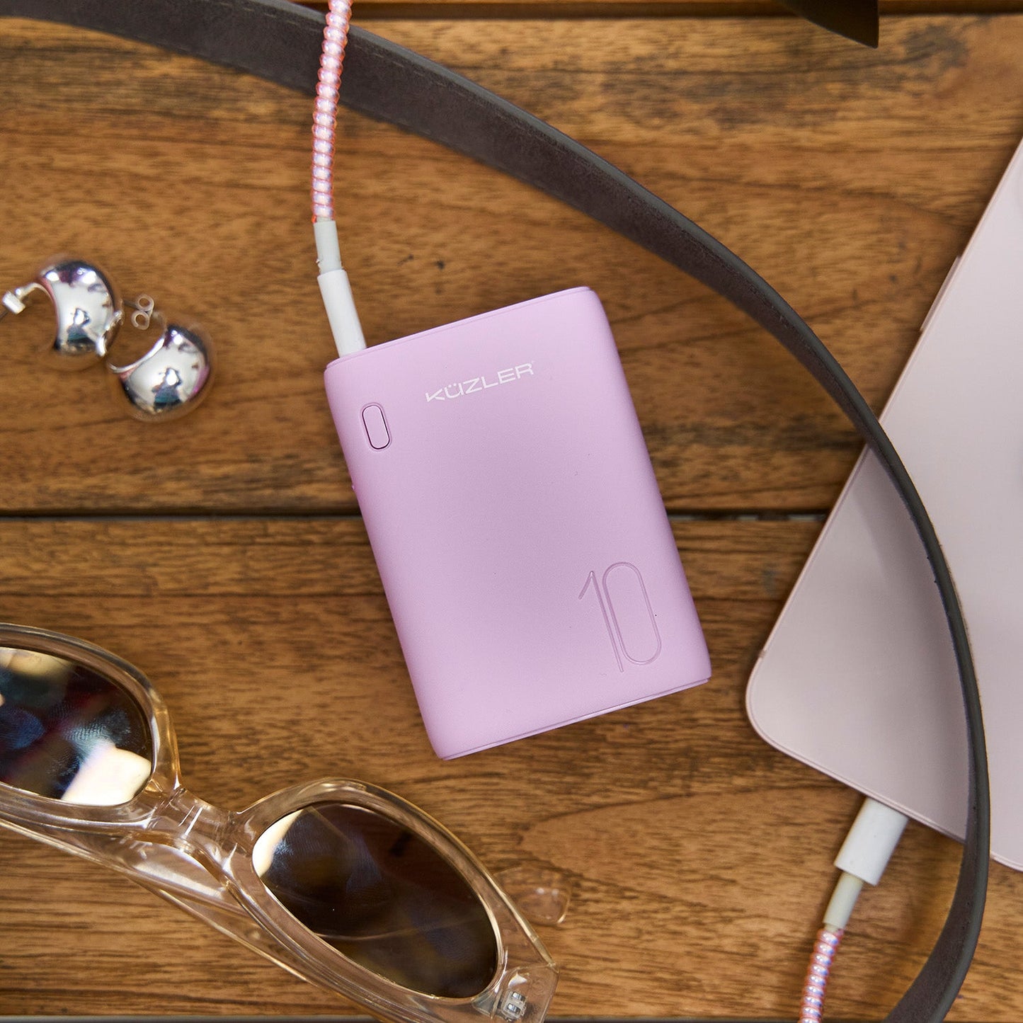 Trípode Aesthetic + Luz Led Celular Lila + Micrófono Rosado + Cargador Lila